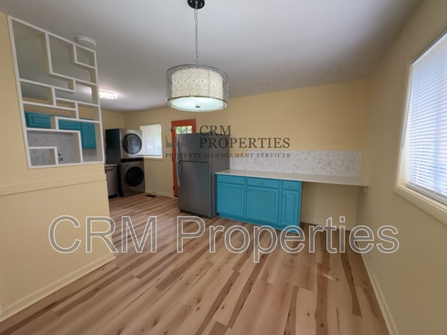 Building Photo - 5109 Mohawk Dr