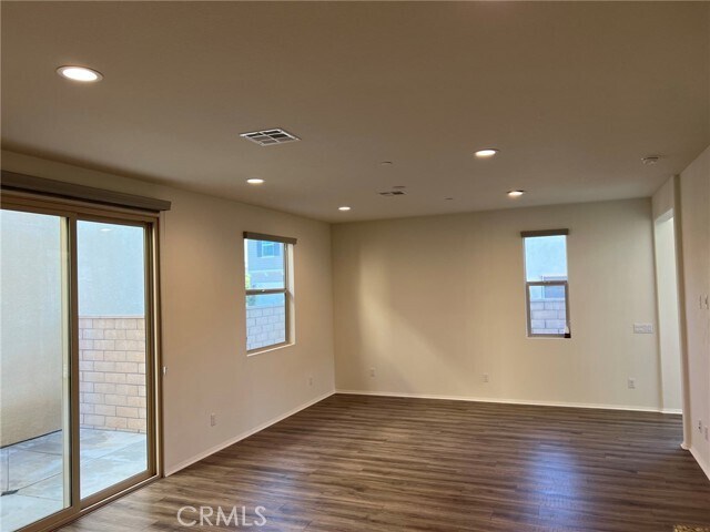 Building Photo - 42752 Azure St