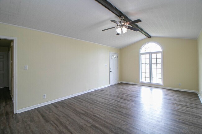 Building Photo - 329 Northridge Dr