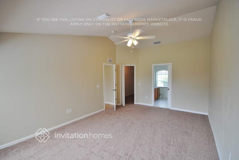 Building Photo - 427 Biscayne Ave NW