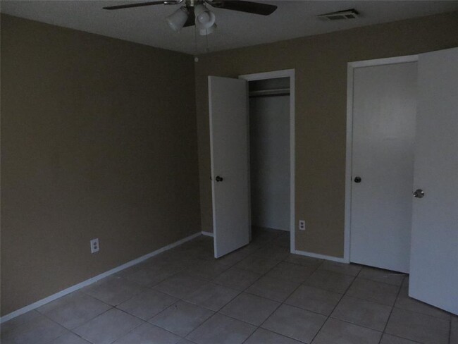 Building Photo - 4418 Bunting Meadow Dr