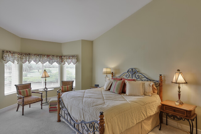 Building Photo - 392 Spyglass Way