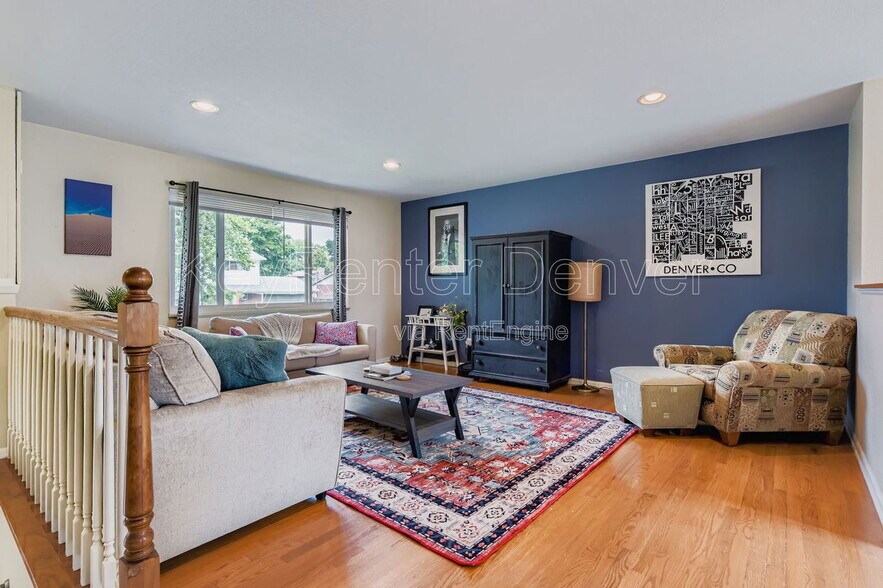 Building Photo - 2796 S Quay Way