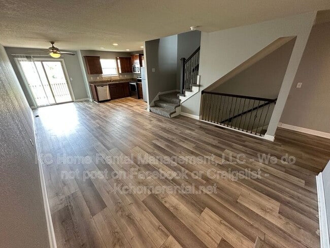 Building Photo - 10540 Kane Dr