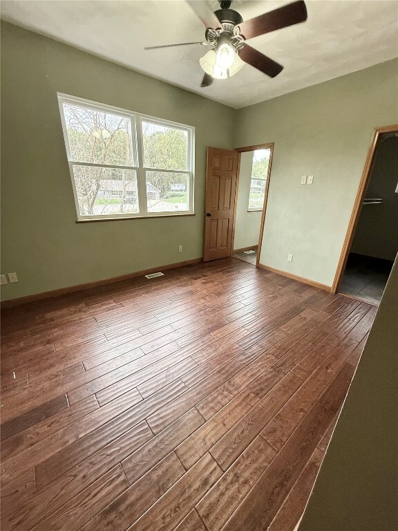 Building Photo - 205 Paul Pl