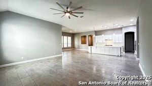 Building Photo - 12118 Arroyo Spg