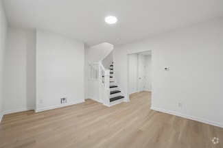 Building Photo - 1452 N 56th St