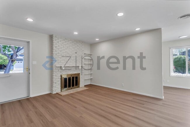 Building Photo - 500 Middlesex Rd