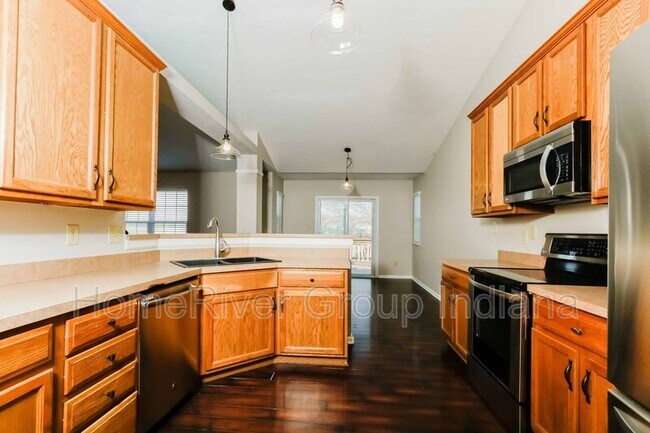 Building Photo - 975 Geronimo Dr