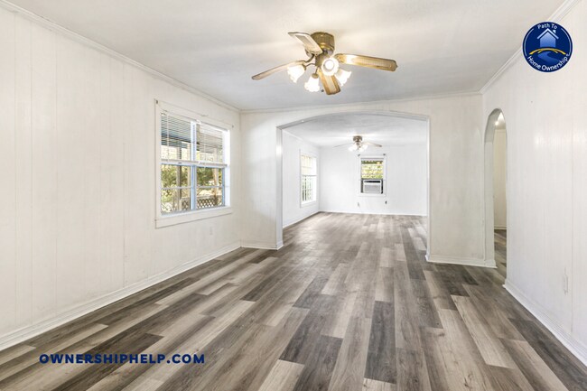 Building Photo - 72071 Rose Ave