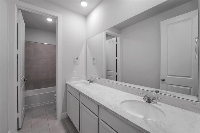 Building Photo - 6406 Prairie Landing Blvd