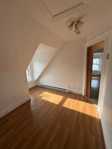 Building Photo - 39 Garden St