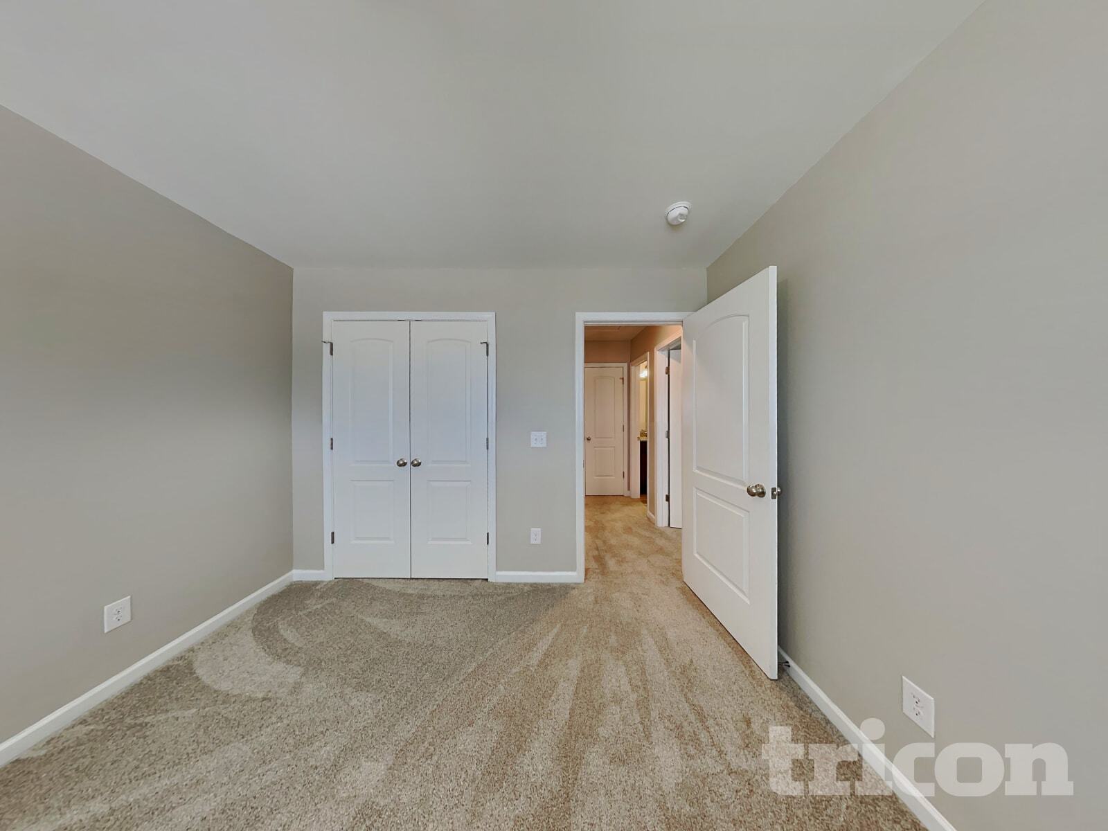 Building Photo - 422 Providence Plantation Cir