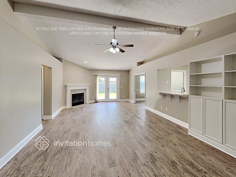 Building Photo - 1250 Pirates Cove Ln