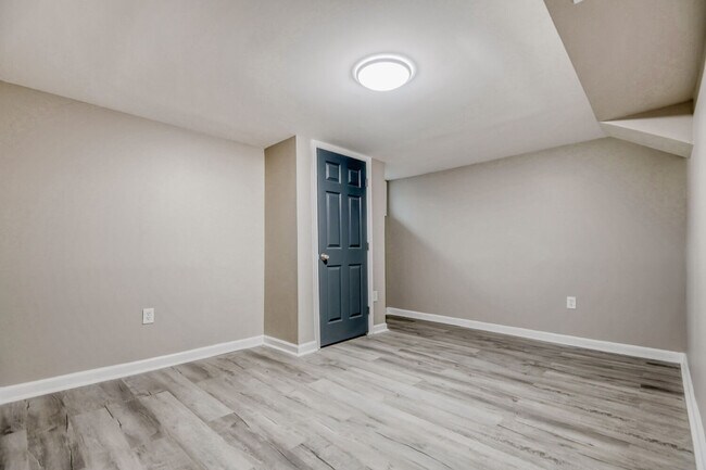 Building Photo - 8413 Kavanagh Rd