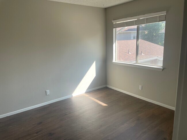 Master Bedroom - 1936 S Oswego Way