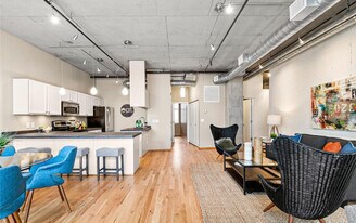 Building Photo - 290 W 12th Ave