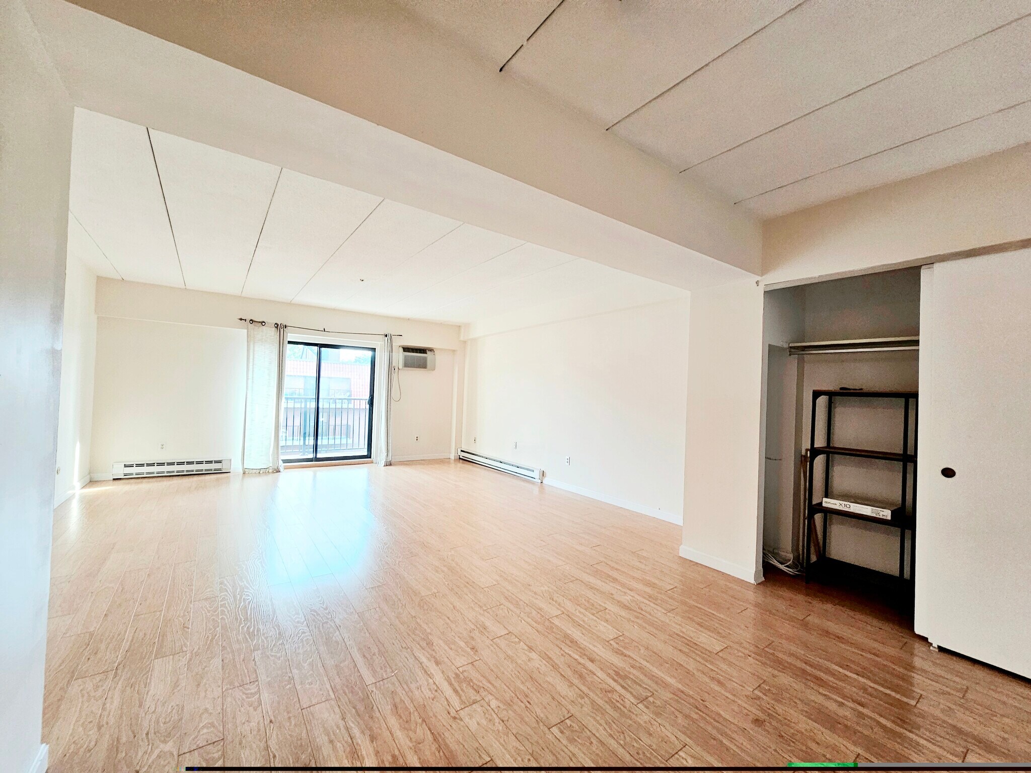 Building Photo - 125 Pleasant St