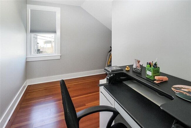 Building Photo - 1 Conrad Ct