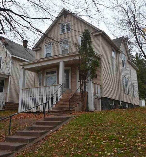 Building Photo - 3127 Restormel St