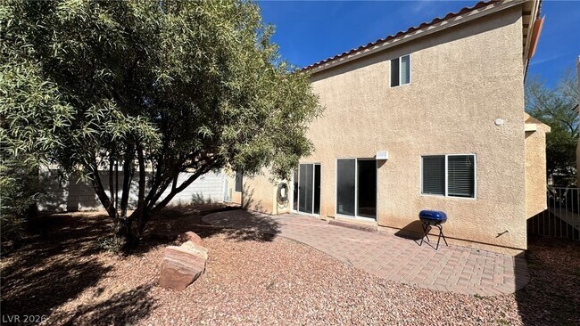 Building Photo - 10585 Medicine Bow St