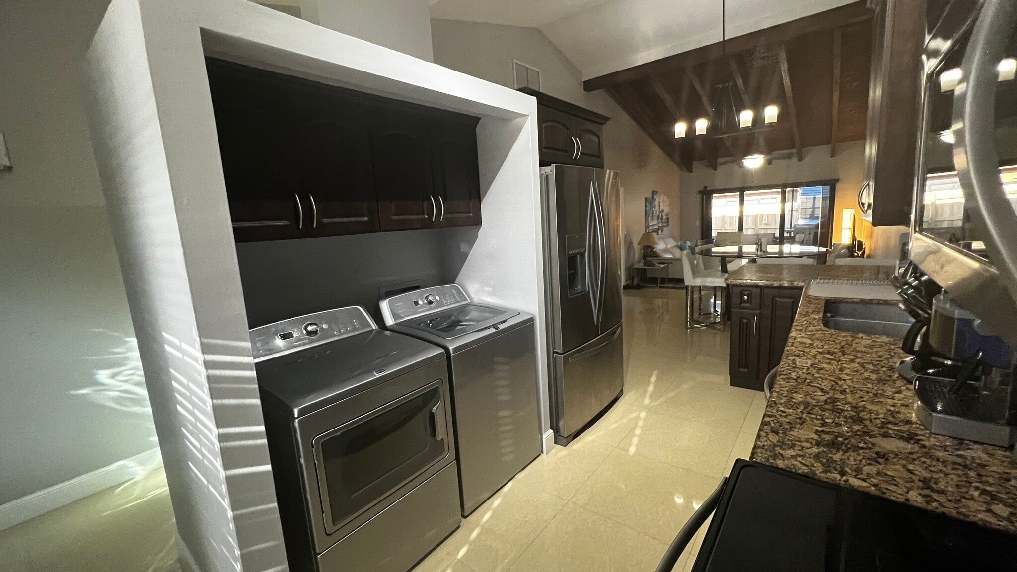 Large Capacity Washer/Dryver - 2310 Elm Ct