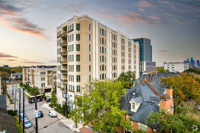 2325 Welch St Alternate - The Revere at River Oaks