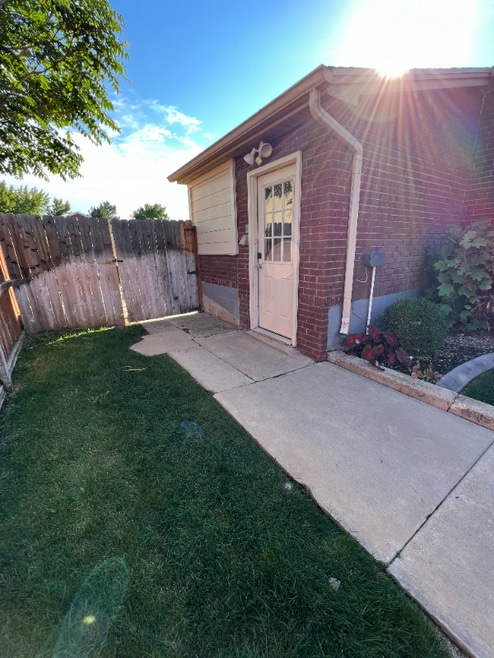 Building Photo - 1346 N 950 W St