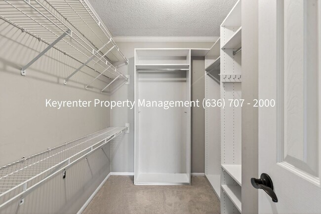 Building Photo - Spacious 4BR Home with Finished Basement in St. Peters