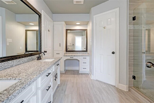 Building Photo - 3110 Fairmont Ct