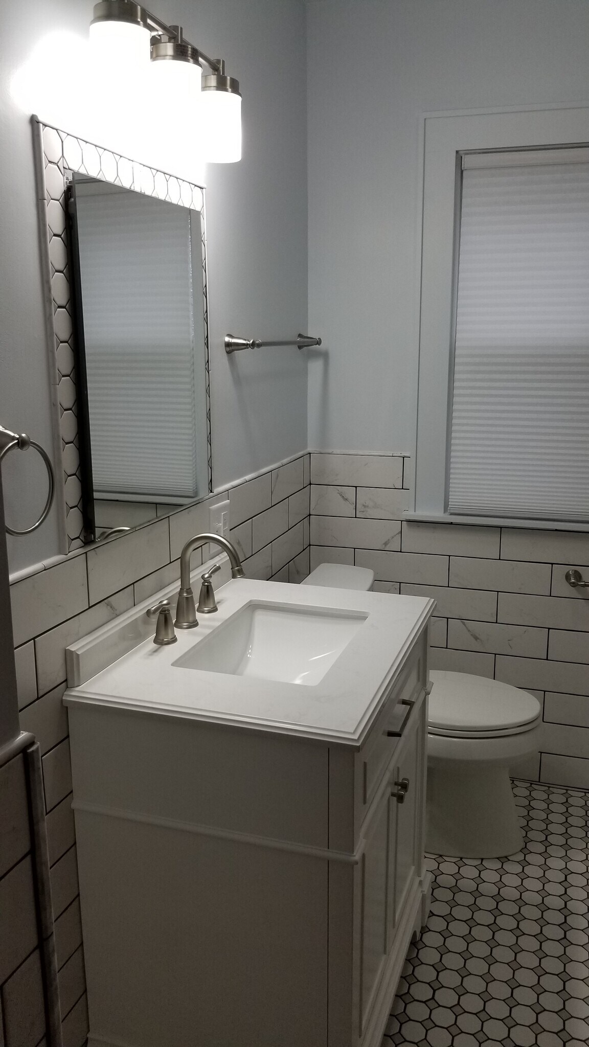 Remodeled bathroom. - 1522 E Marion St