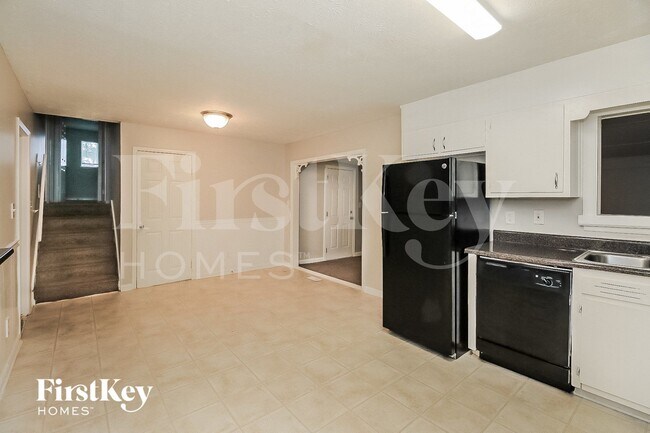 Building Photo - 9067 Homewood Dr