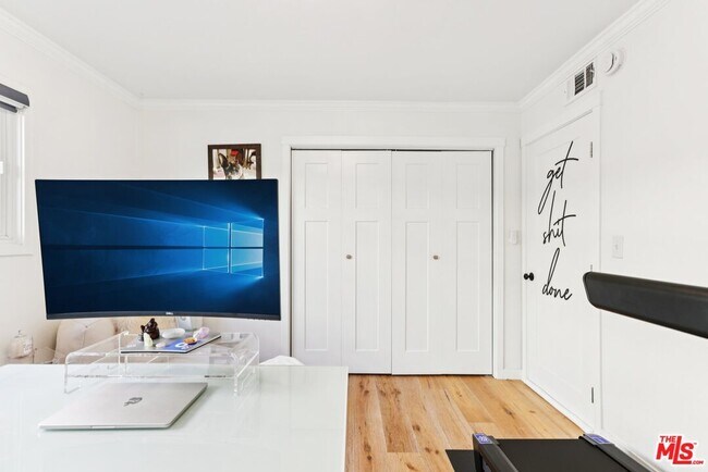 Building Photo - 665 Washington Blvd