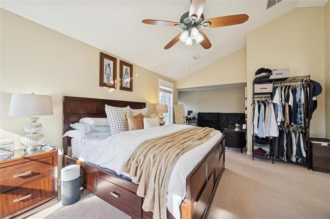 Building Photo - 1005 Autumn Woods Dr