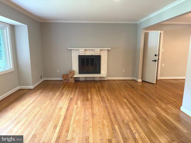 Building Photo - 3312 Sleepy Ln