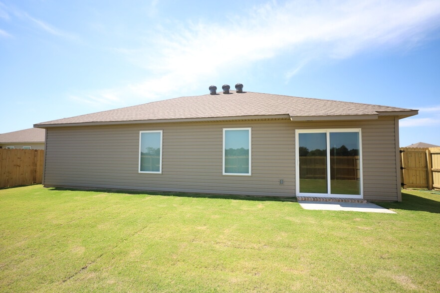 Building Photo - 5400 Orchard Pass
