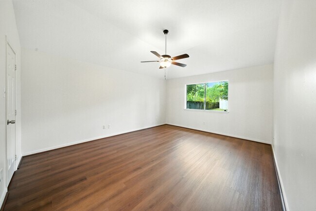 Building Photo - 5047 Riga Ct