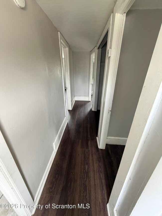 Building Photo - 409 Alden Mountain Rd