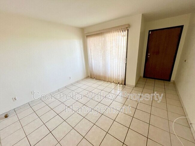 Building Photo - 675 Los Felices Cir W