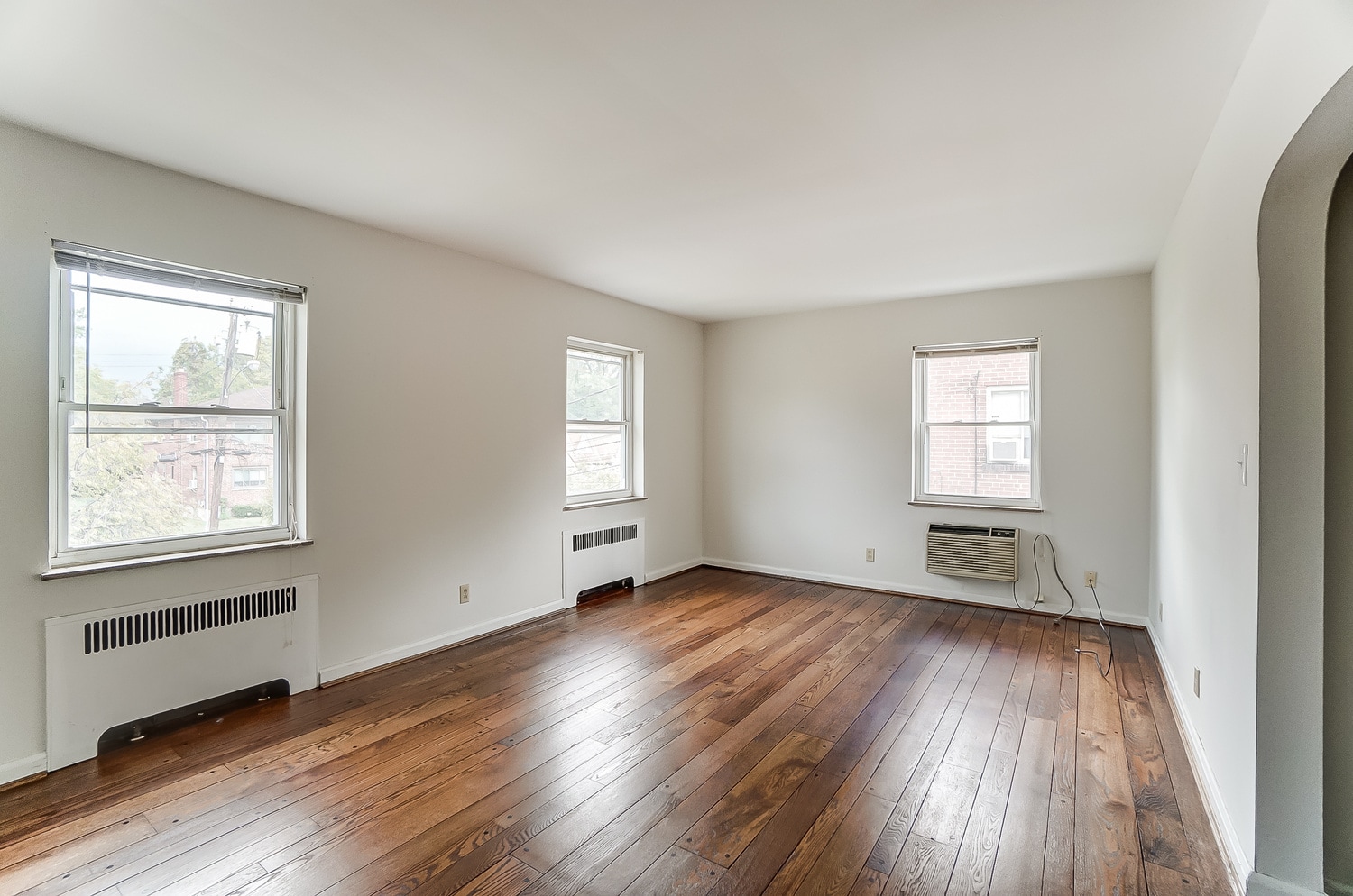 Living room - 1711 Portman Ave