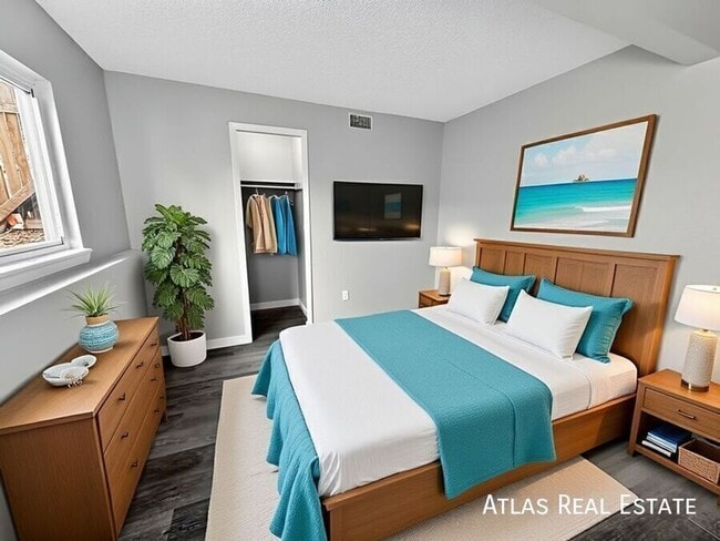 Building Photo - 1825 Zebulon Dr