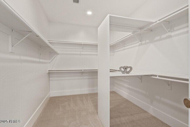 Building Photo - 9393 E Hunter Ct