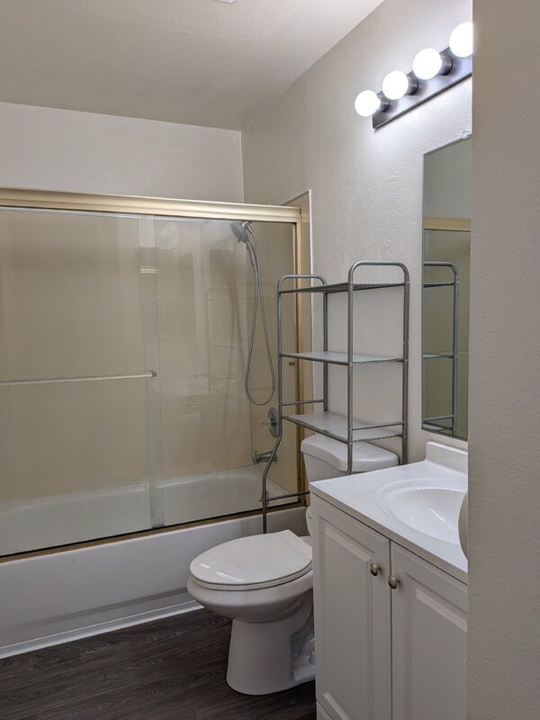 Building Photo - 9279 Corinthian Cir