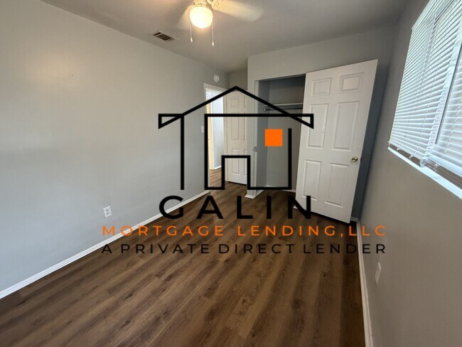 Building Photo - 1524 Cathy St