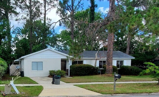 8455 Frost St N 8455 Frost St - 8455 Frost St N Jacksonville Fl Building Photo 
