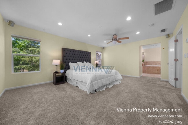 Building Photo - 3705 Abby Ct