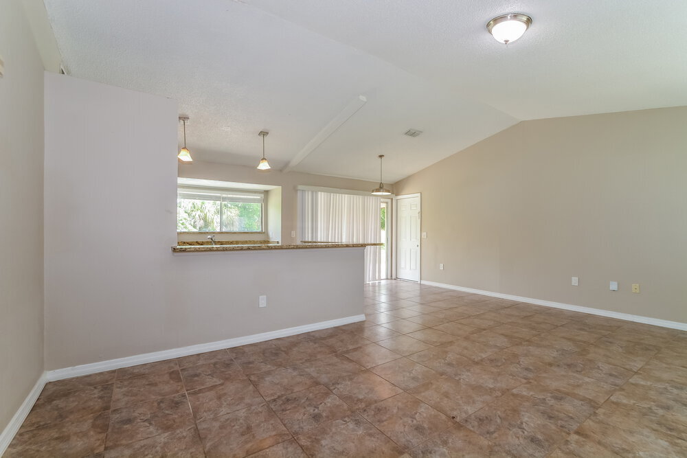 Building Photo - 5343 Broken Pine Cir