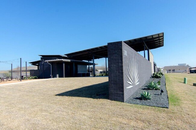 Building Photo - 217 Deserti Rd