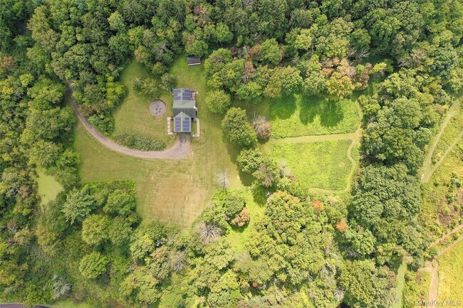 Building Photo - 2829 NY-9G