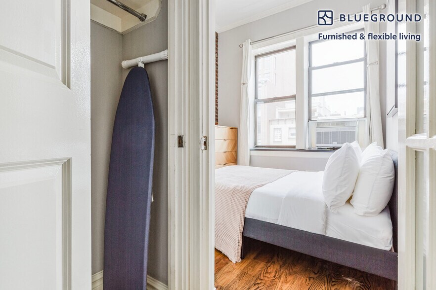 Building Photo - 234 E 14th St